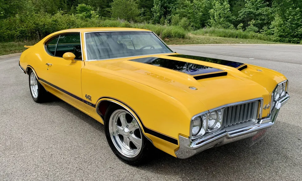 The Pontiac GTO & Oldsmobile 442