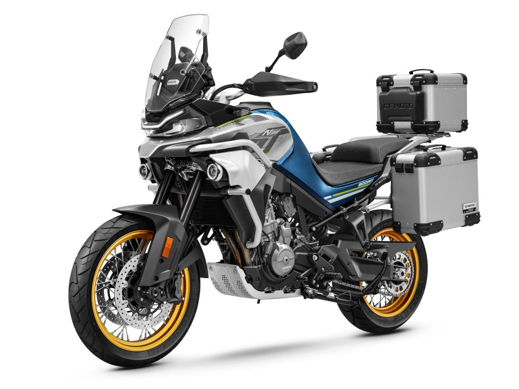 CF Moto 800 Adventura