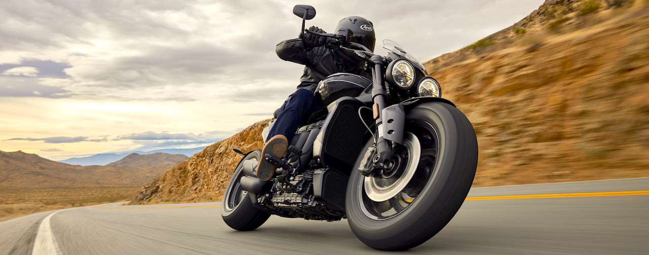 Roket gibi motor