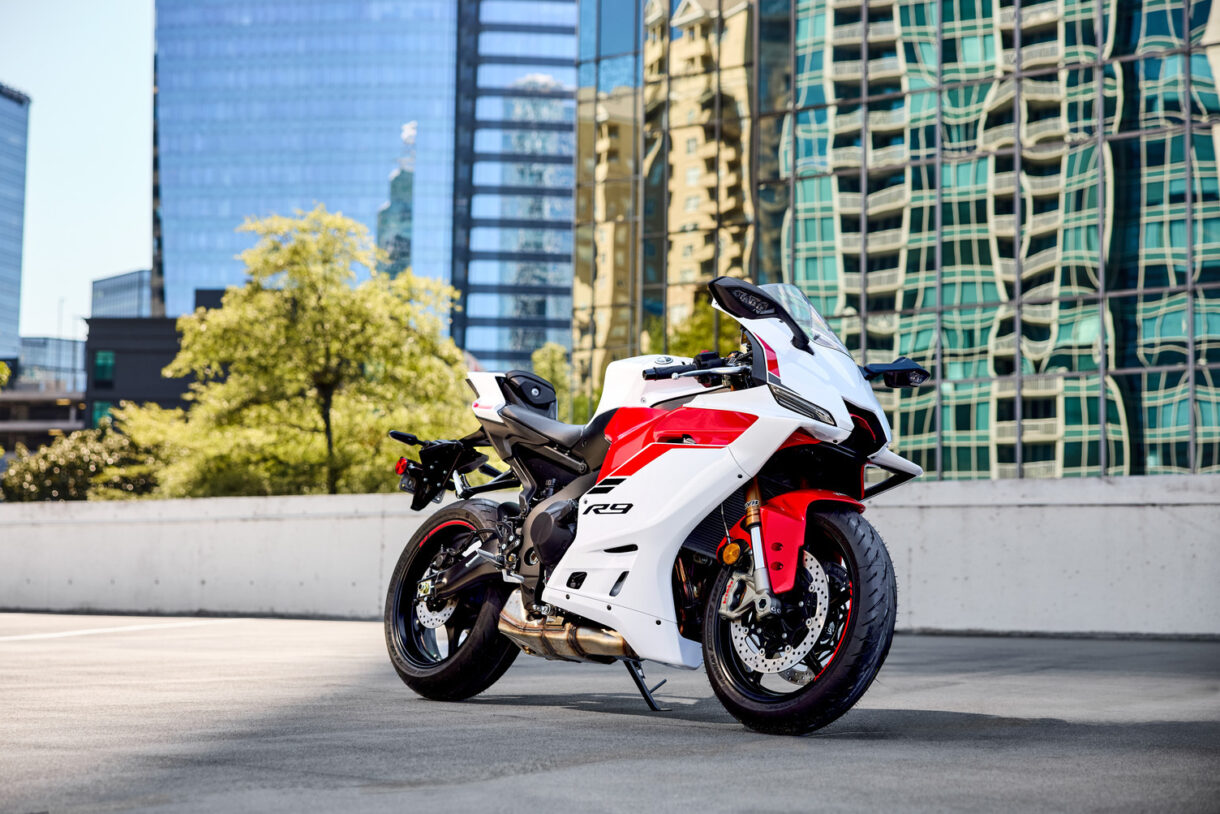 2025 YZF-R9