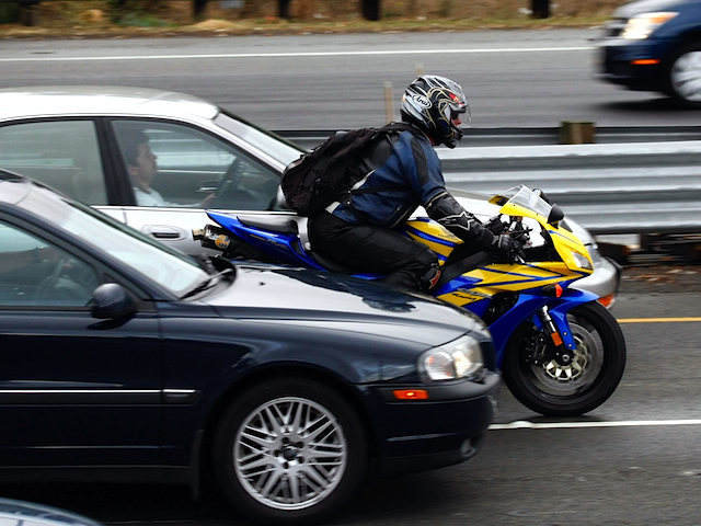 Motosiklet şehiriçi kullanımı hakkında dikkat edilmesi gerekenler