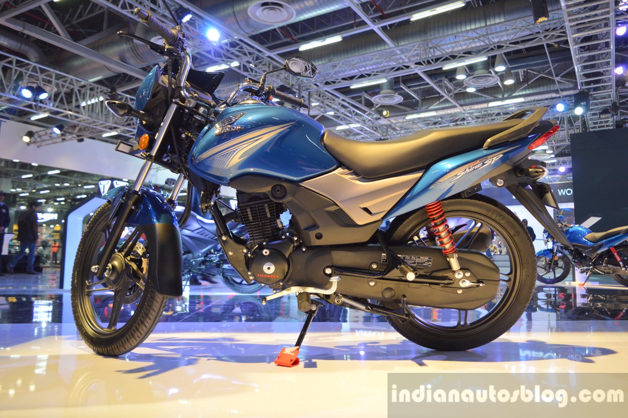 Honda CB Shine SP blue at Auto Expo 2016