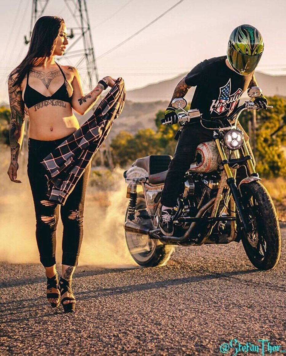 25 Stunning Motorcycle Pictures