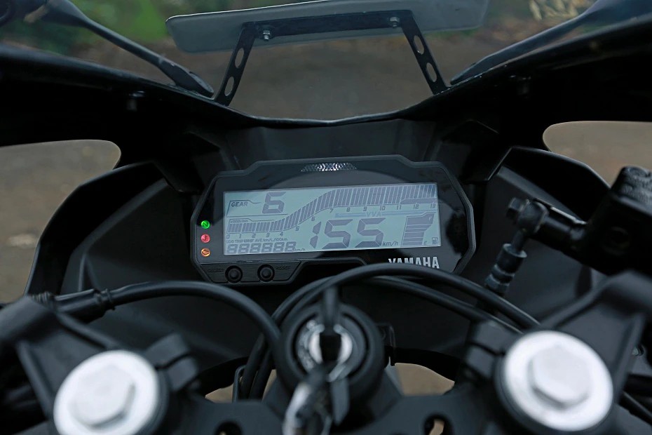 Yamaha YZF R15 V3 ekran lcd