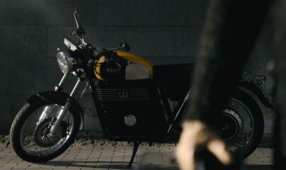 İsveç'in şık RGNT retro temalı elektrikli motosikletleri