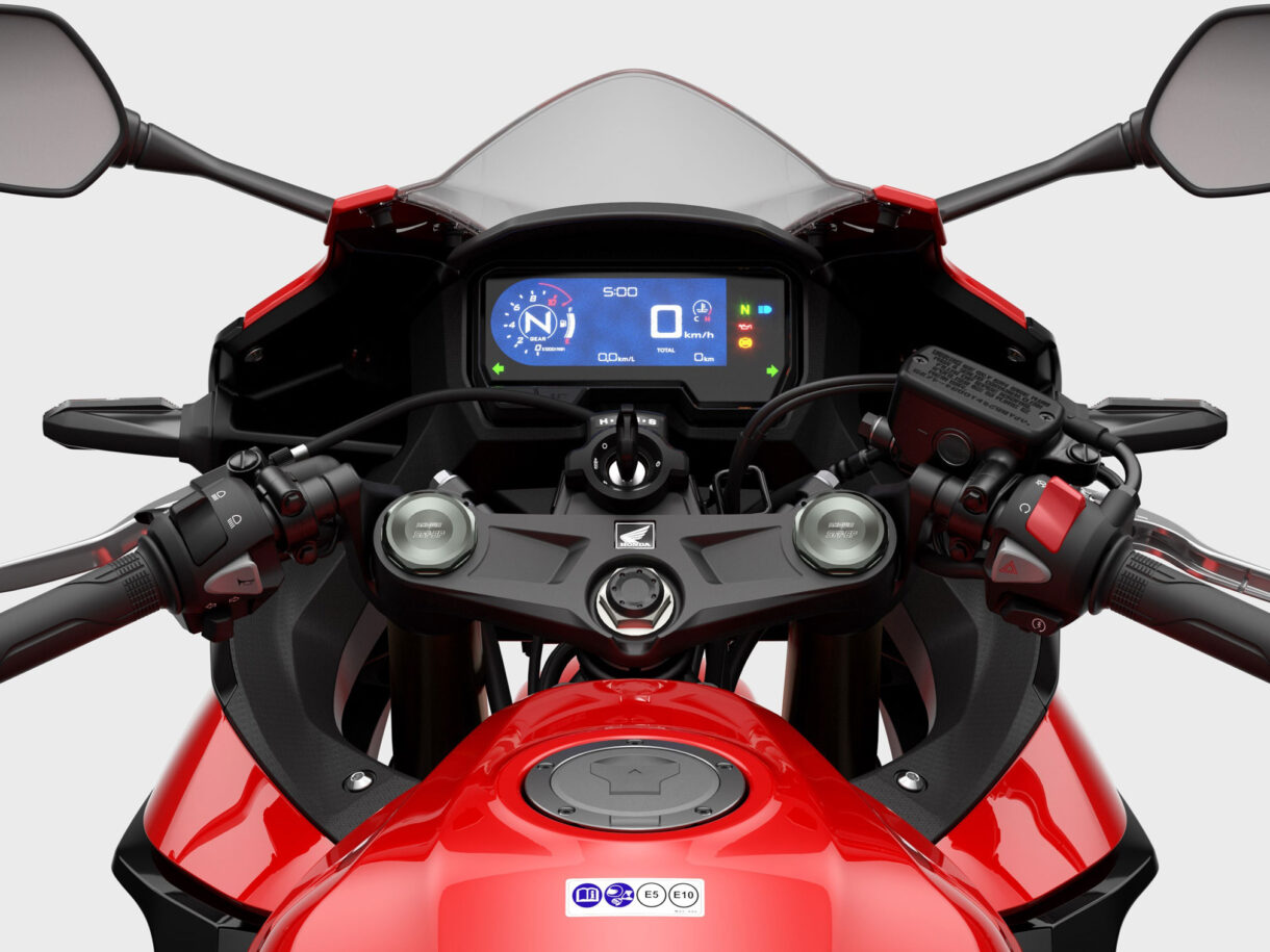 2022-Honda-CBR500R-ABS3