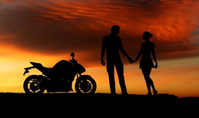 couple-motorbike
