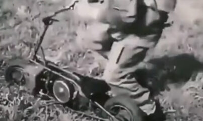 II. Dünya Savaşında hava yardımı ile gönderilen bir ingiliz motosikleti