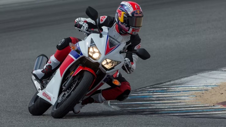 2023 Honda CBR300R: Performans, Fiyat ve Fotoğraflar
