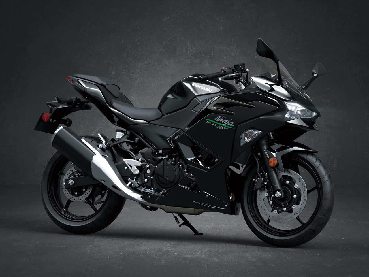 2024 Kawasaki Ninja 500, Dopdolu Geliyor